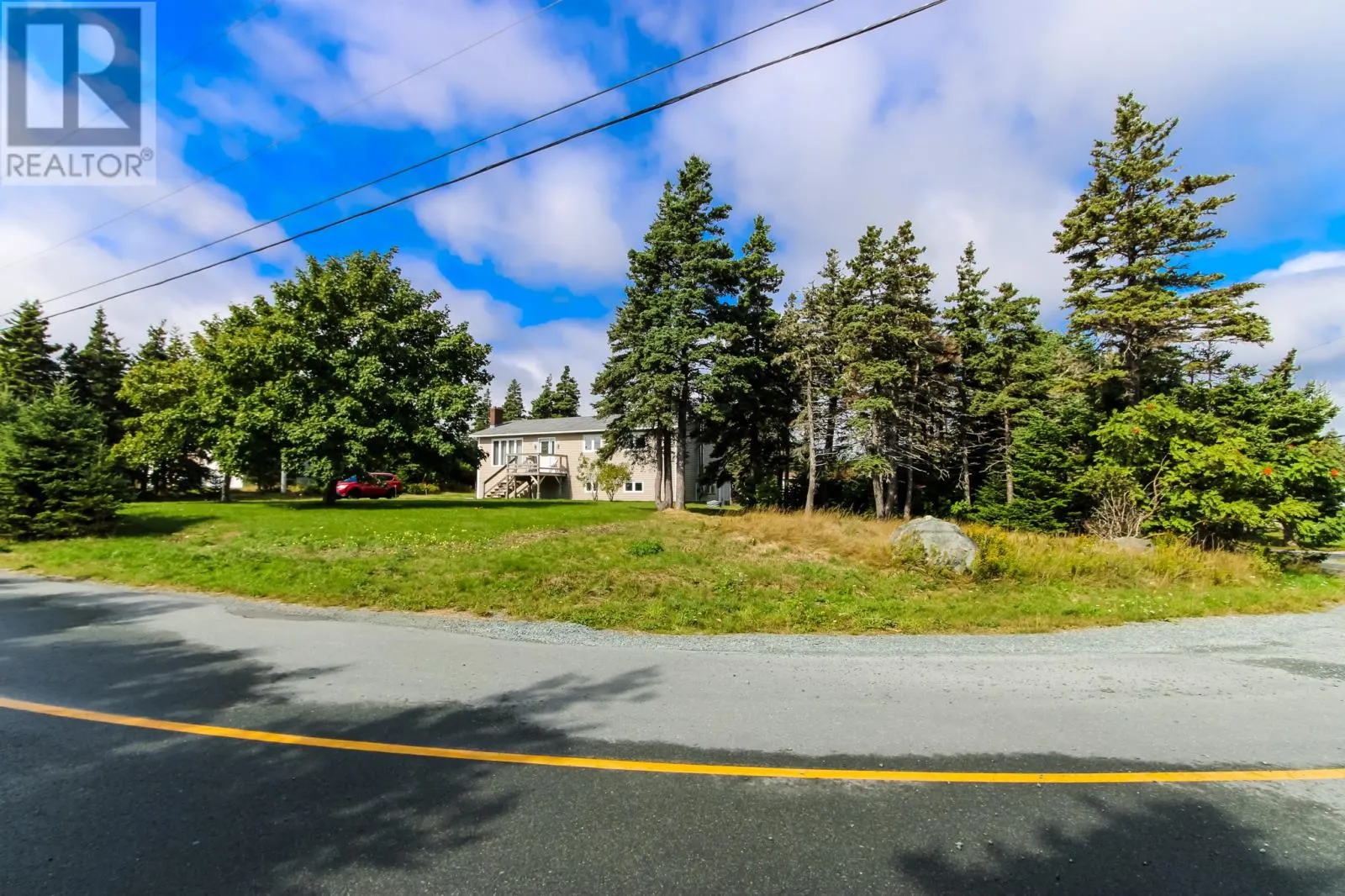 41 Howletts Avenue