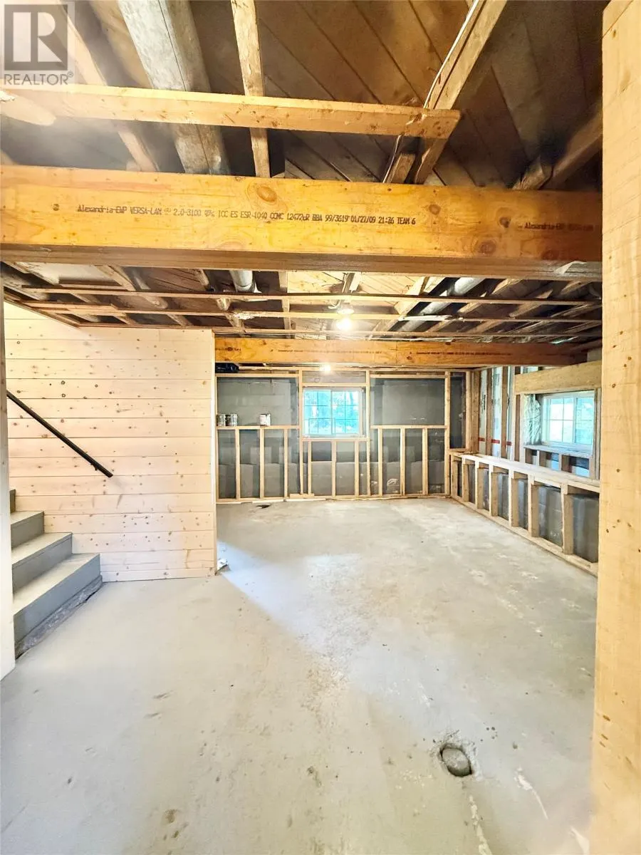182 Bayside Drive