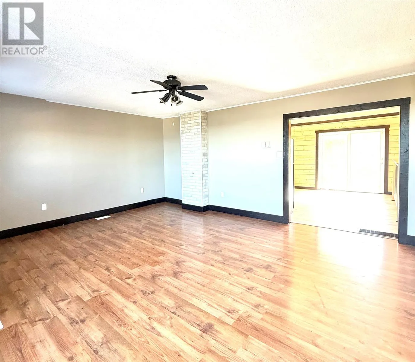 182 Bayside Drive