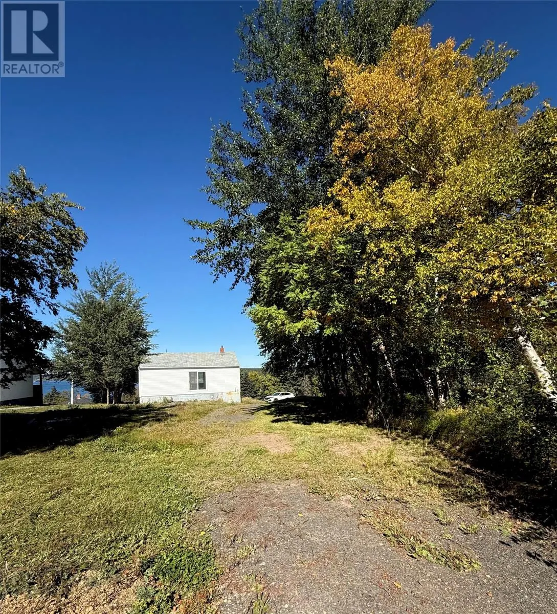 182 Bayside Drive