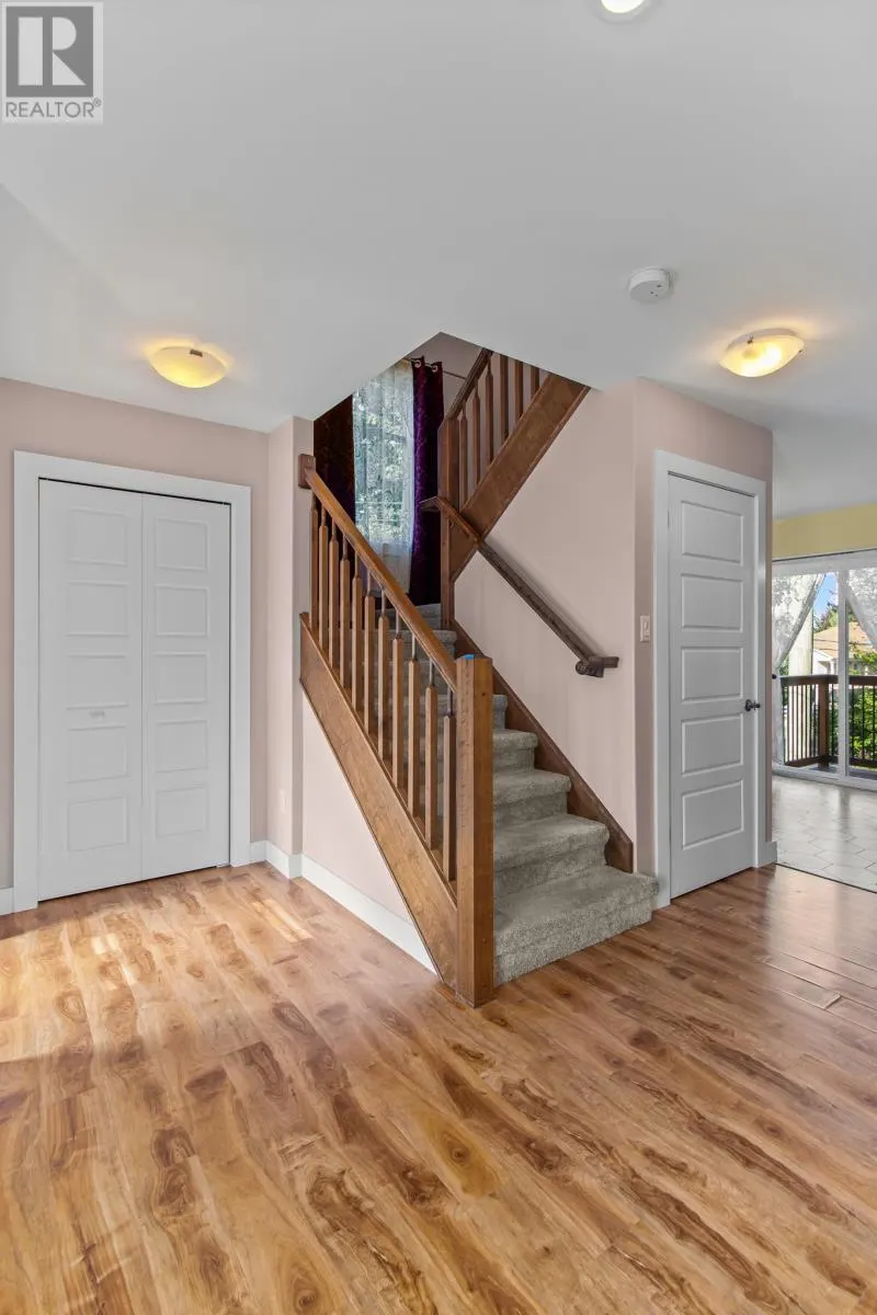 3 Worrall Crescent
