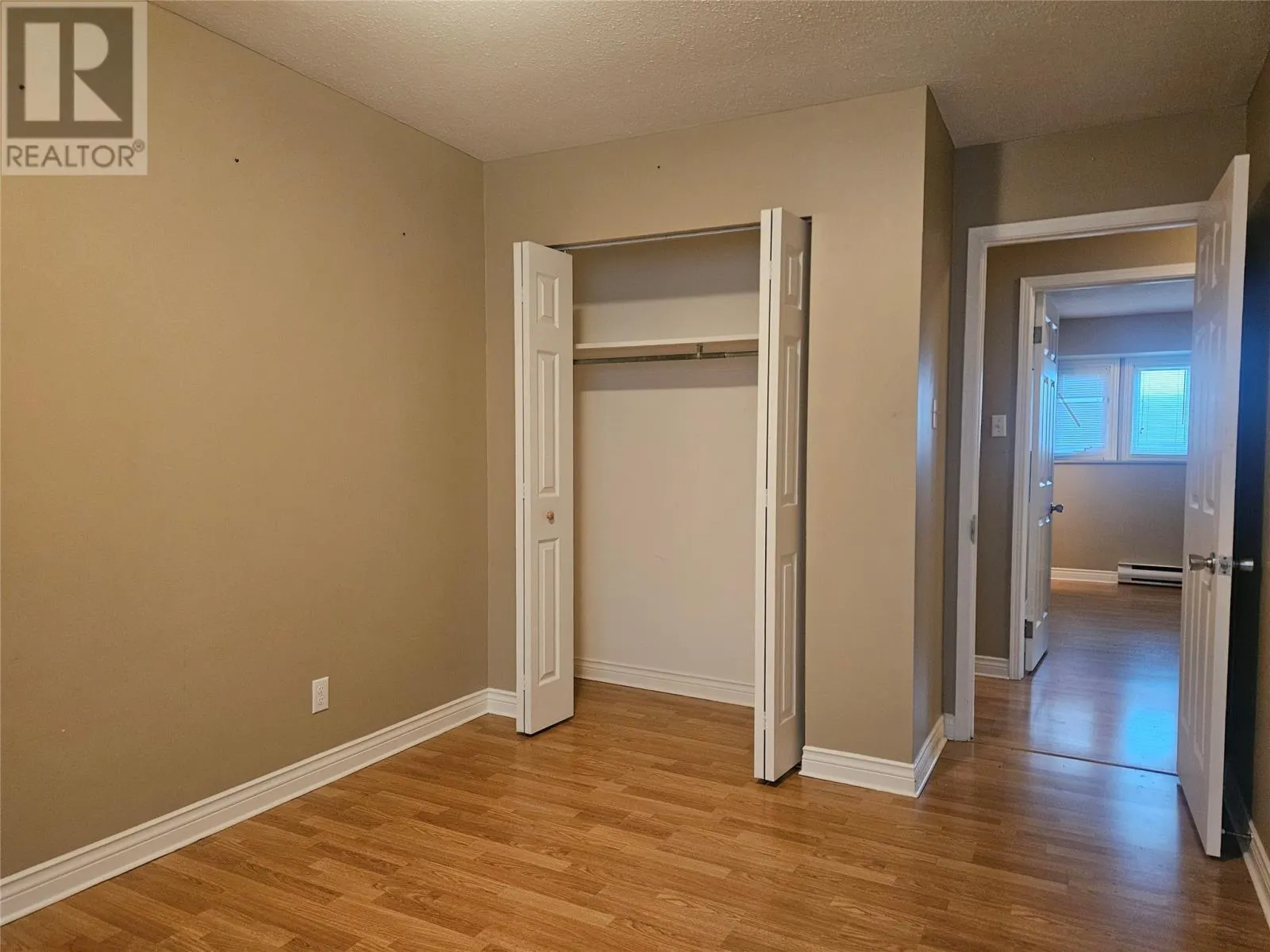3 Courtney Street