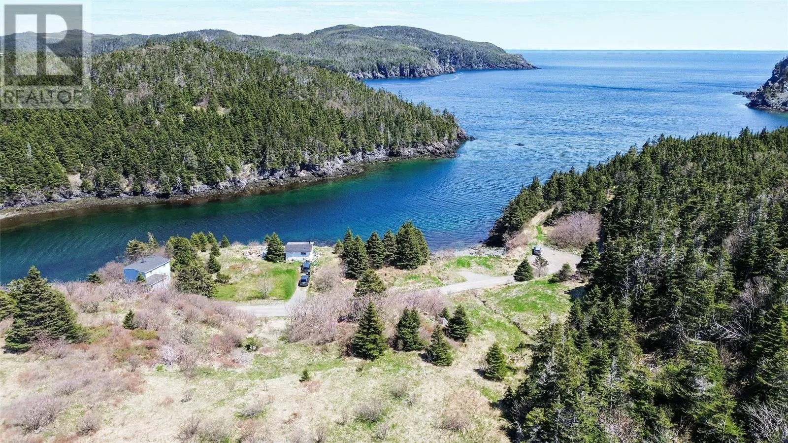 18 Beachy Cove Road