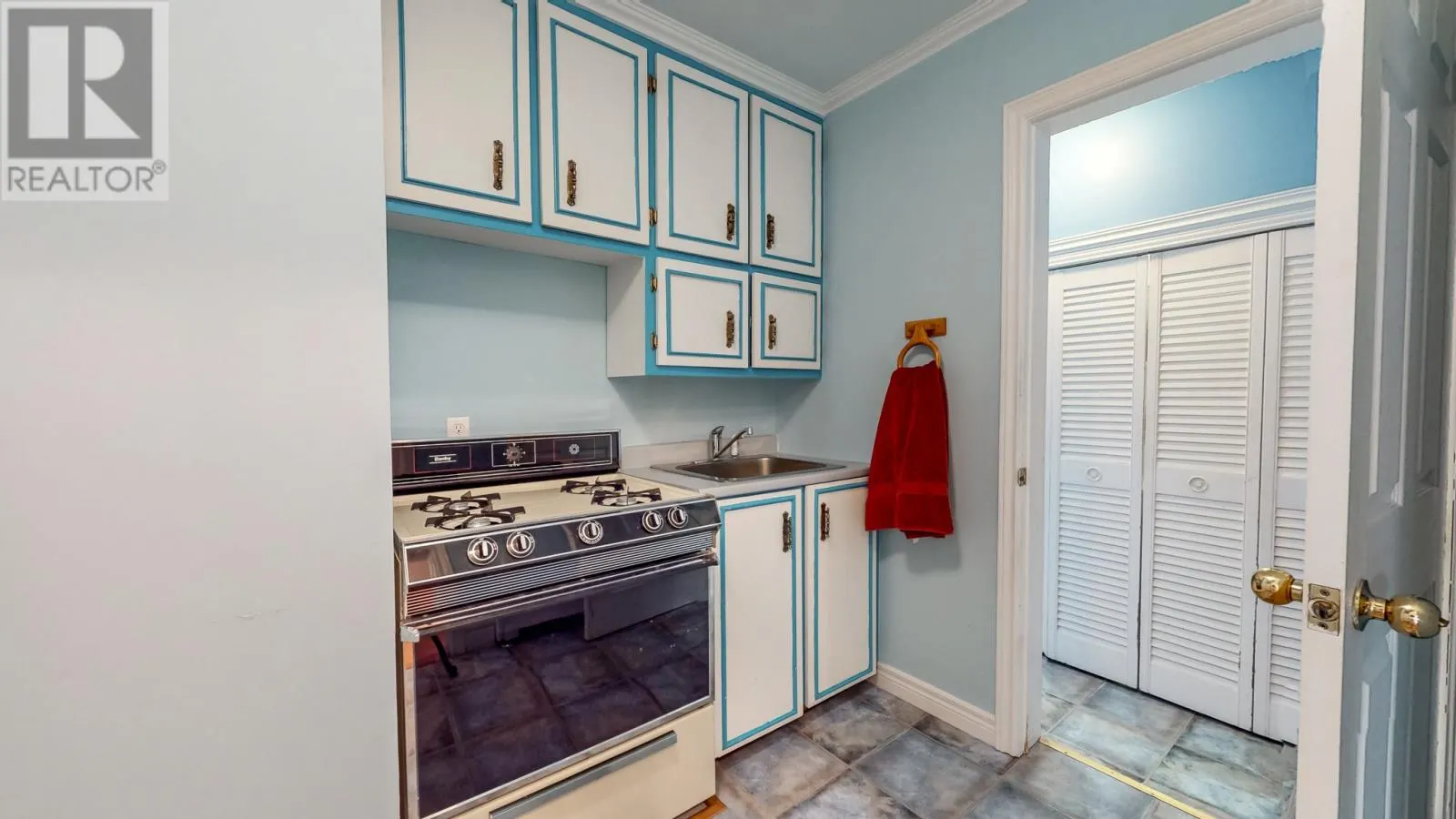12 Anastasias Place
