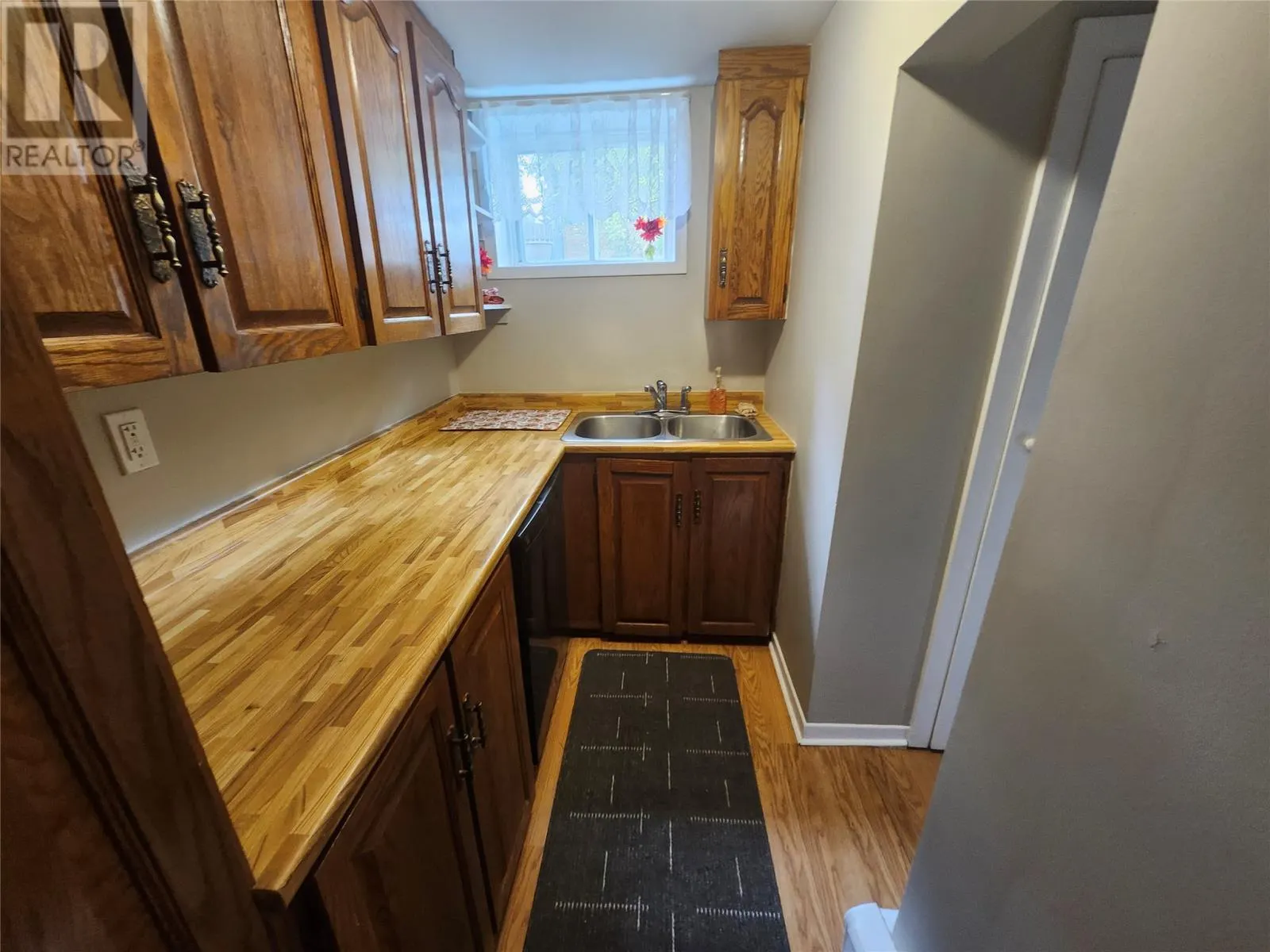 14 Wadland Crescent