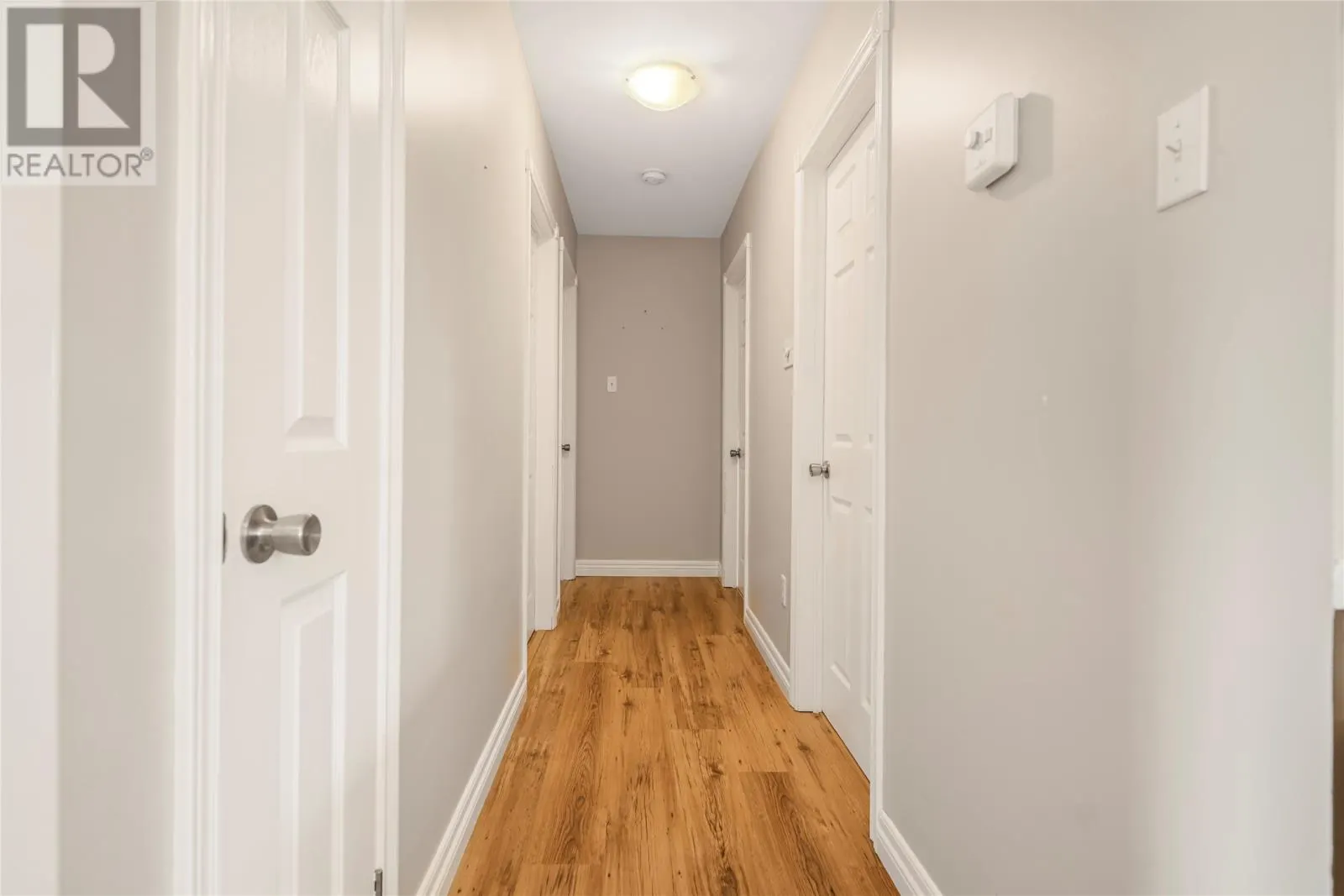 7 Leisure Lane