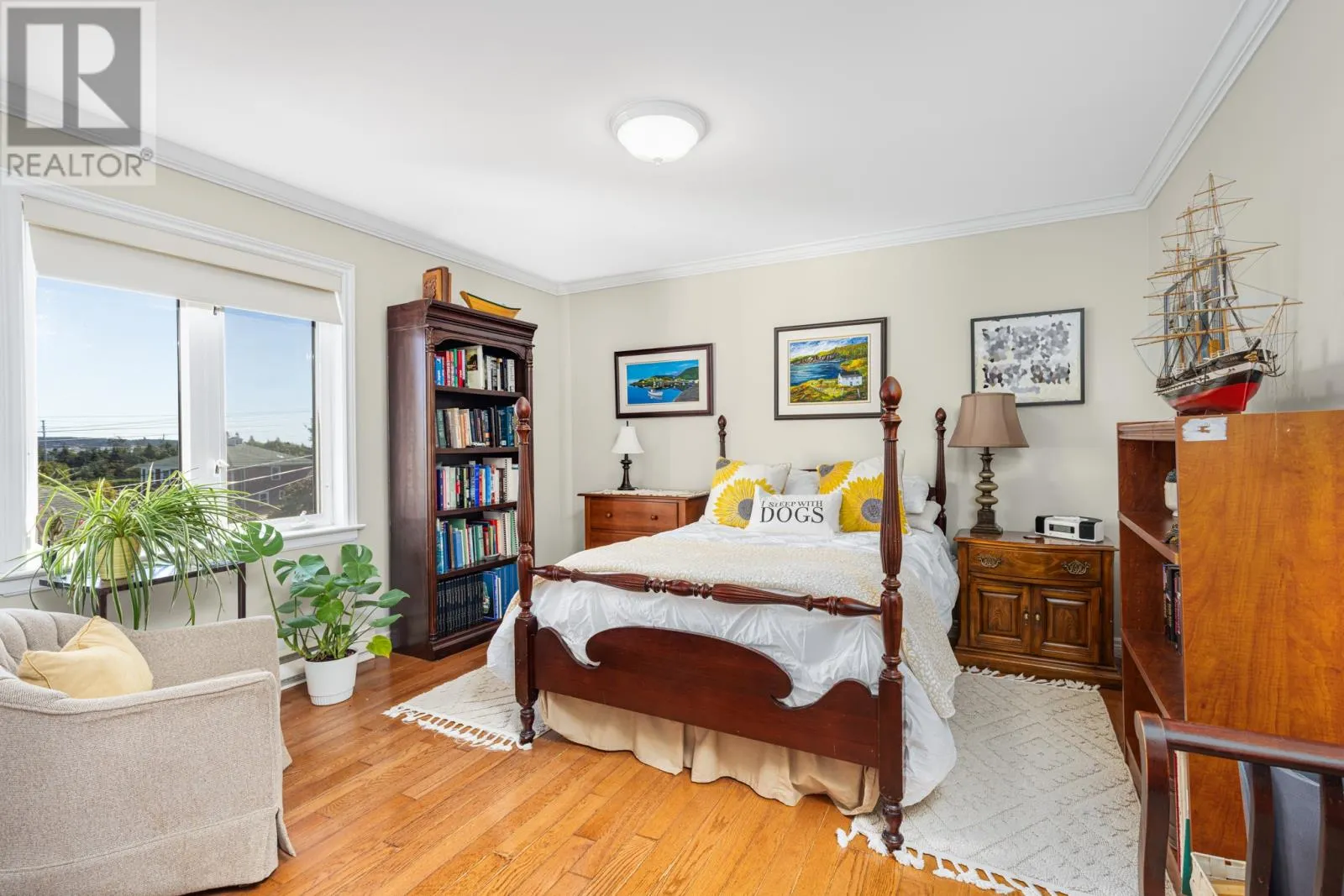 9 Catalina Place