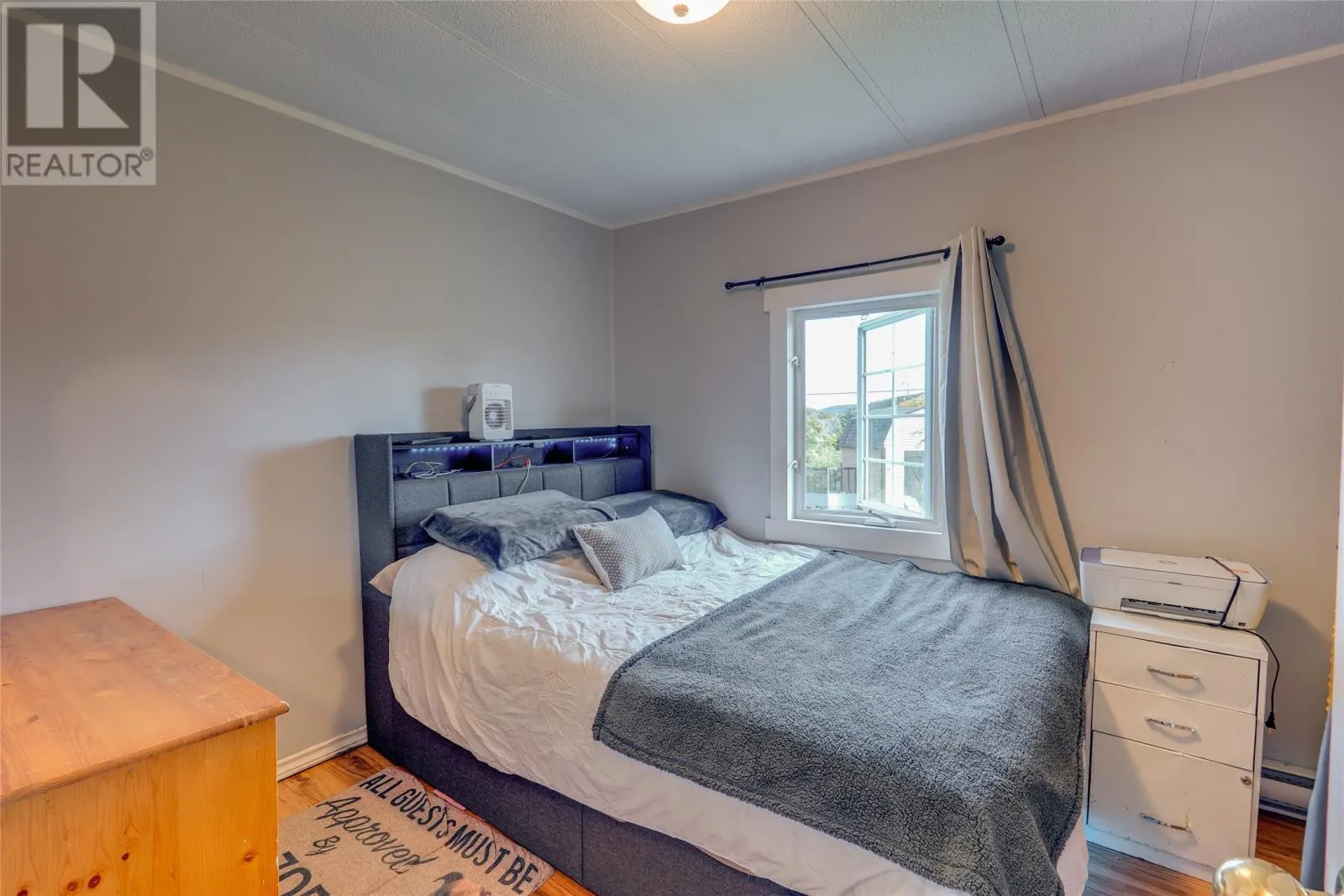 17 Meadowbrook Park Road