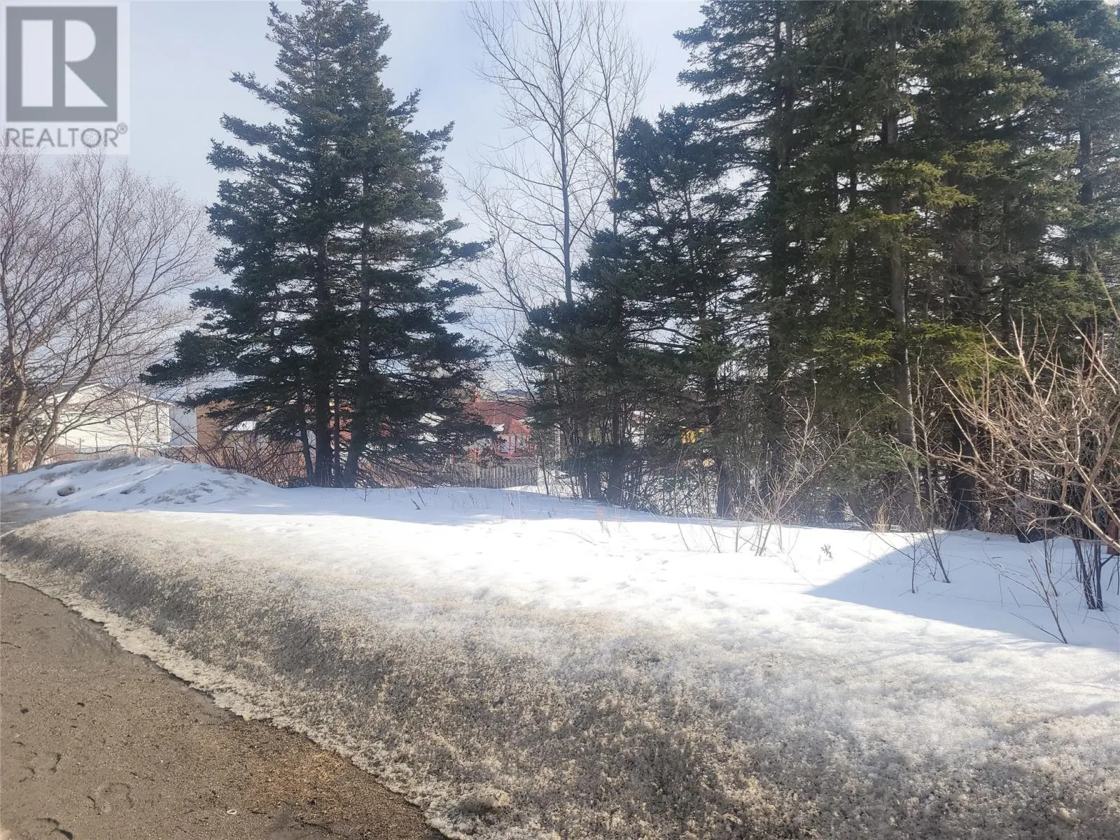 74 Hillview Avenue