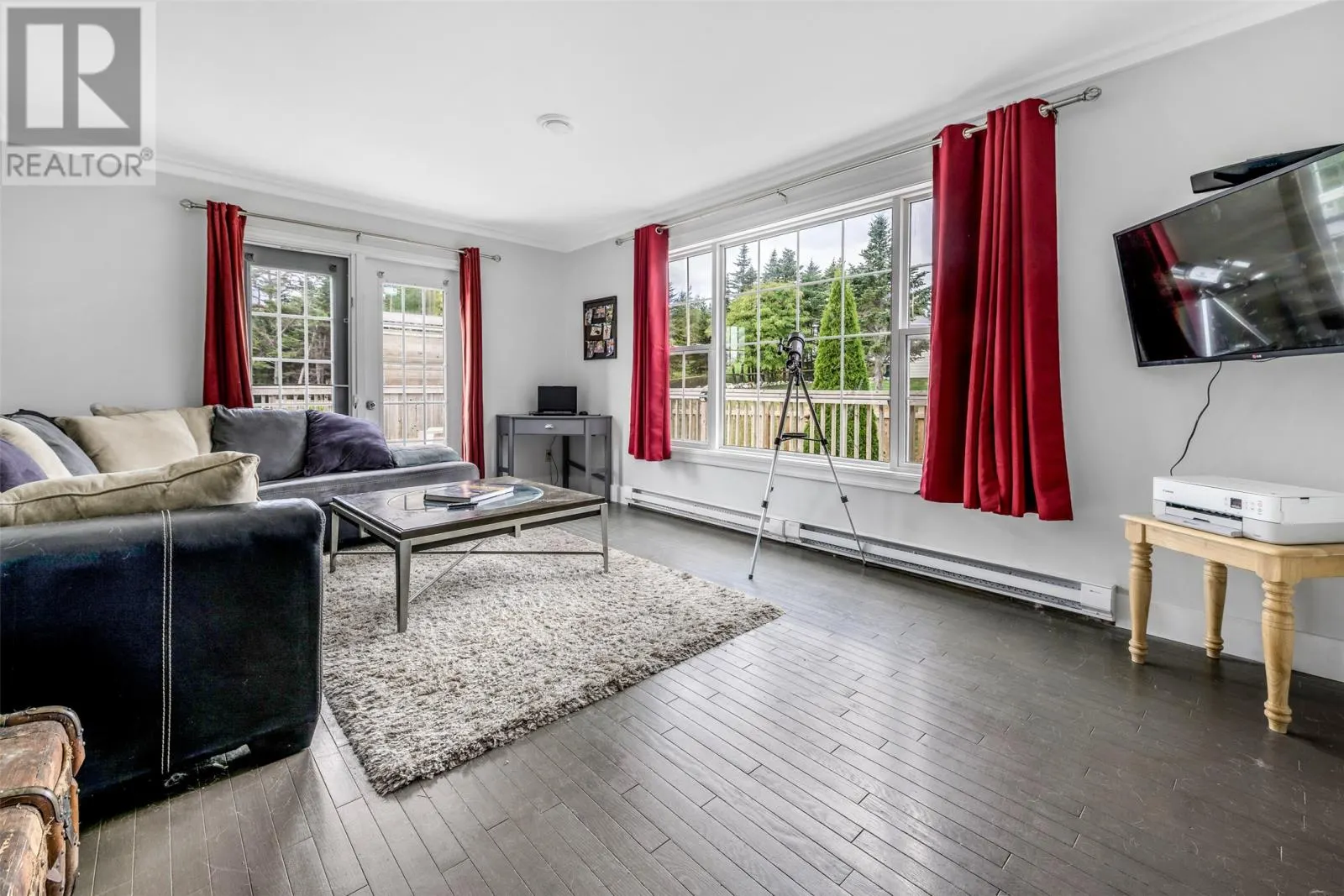 29 Round Pond Road
