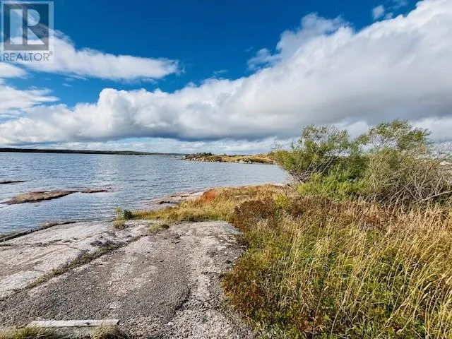 69 Pools Island Road
