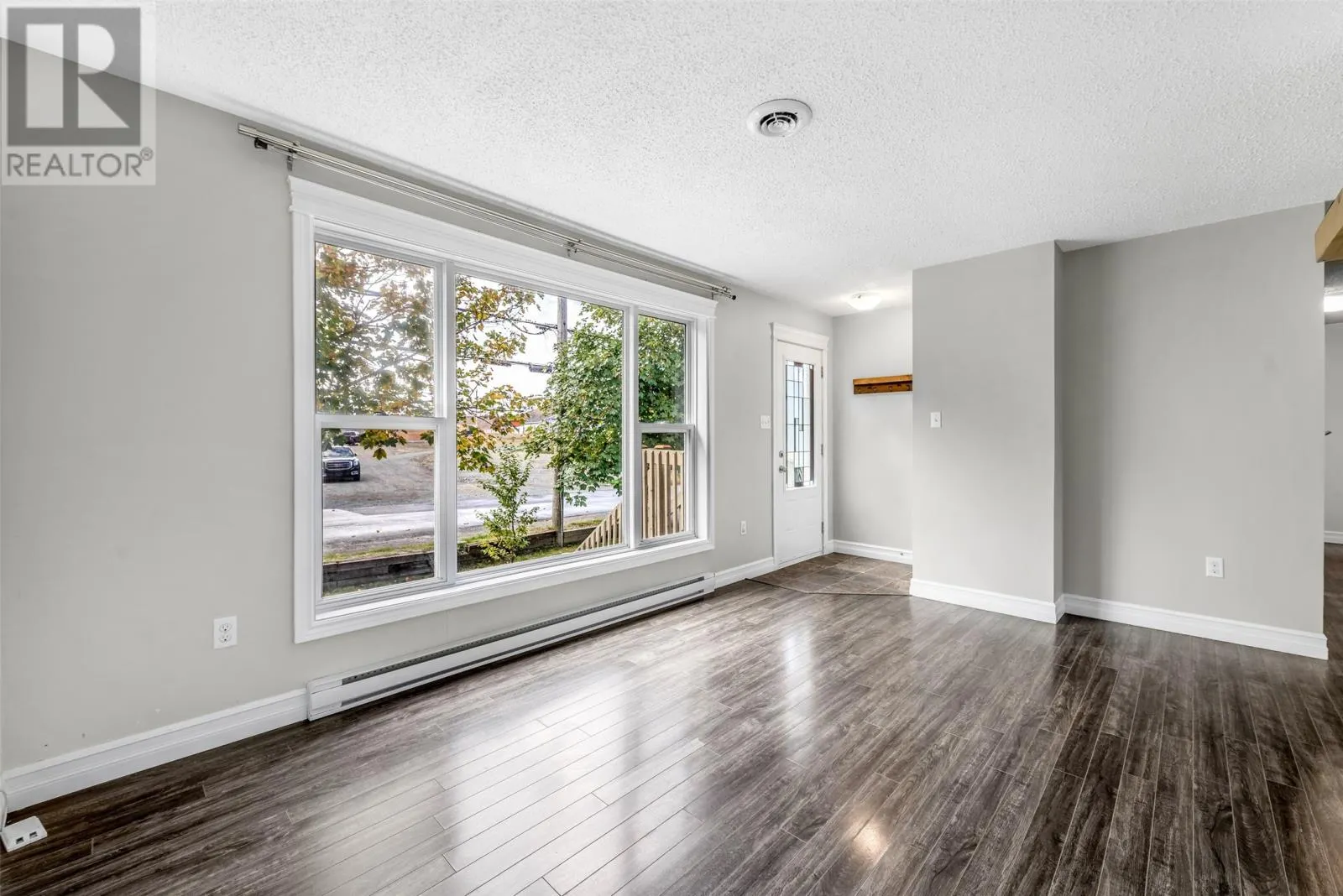 76 Chamberlains Road