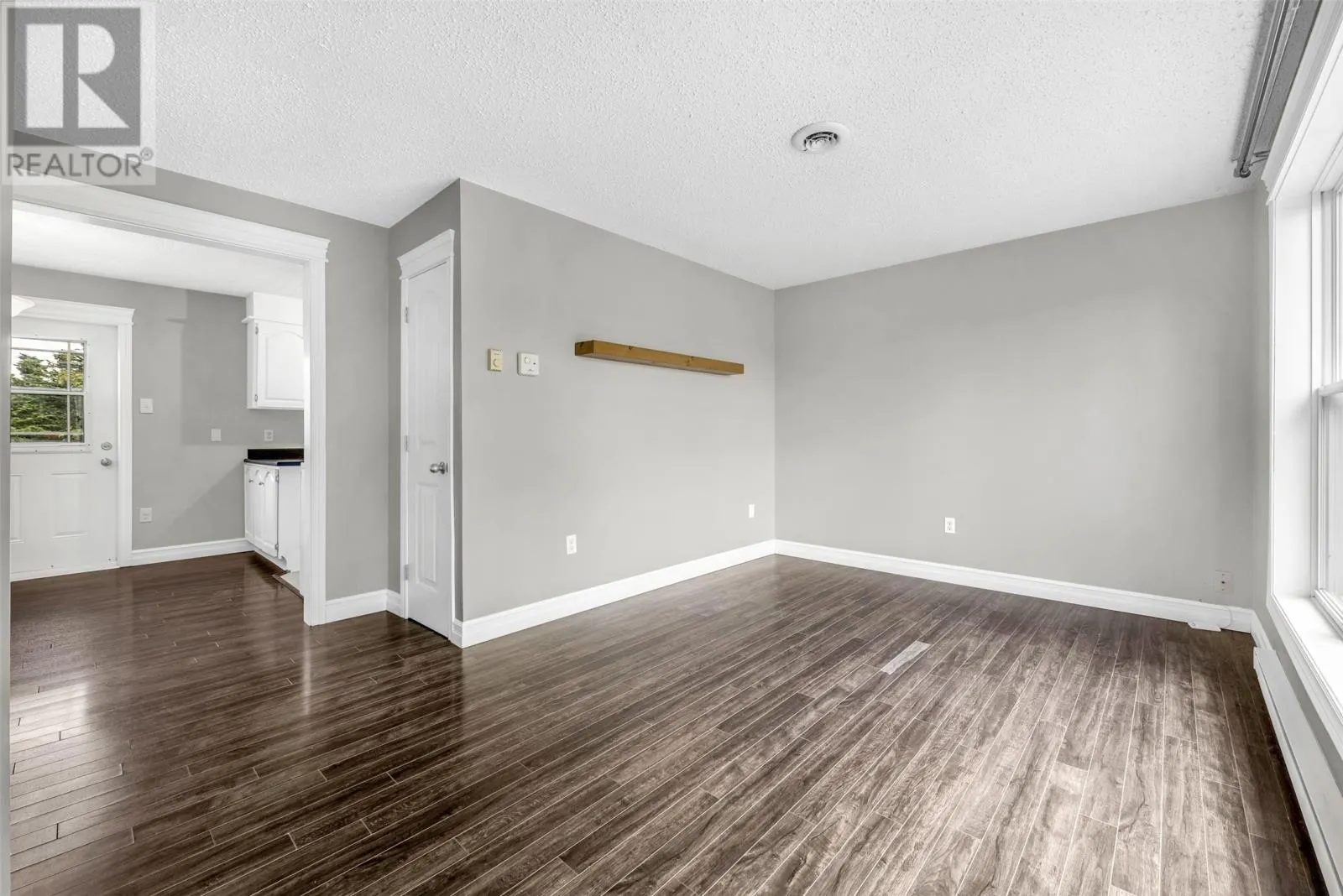 76 Chamberlains Road