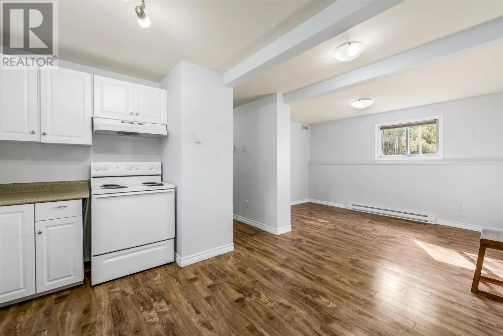 76 Chamberlains Road