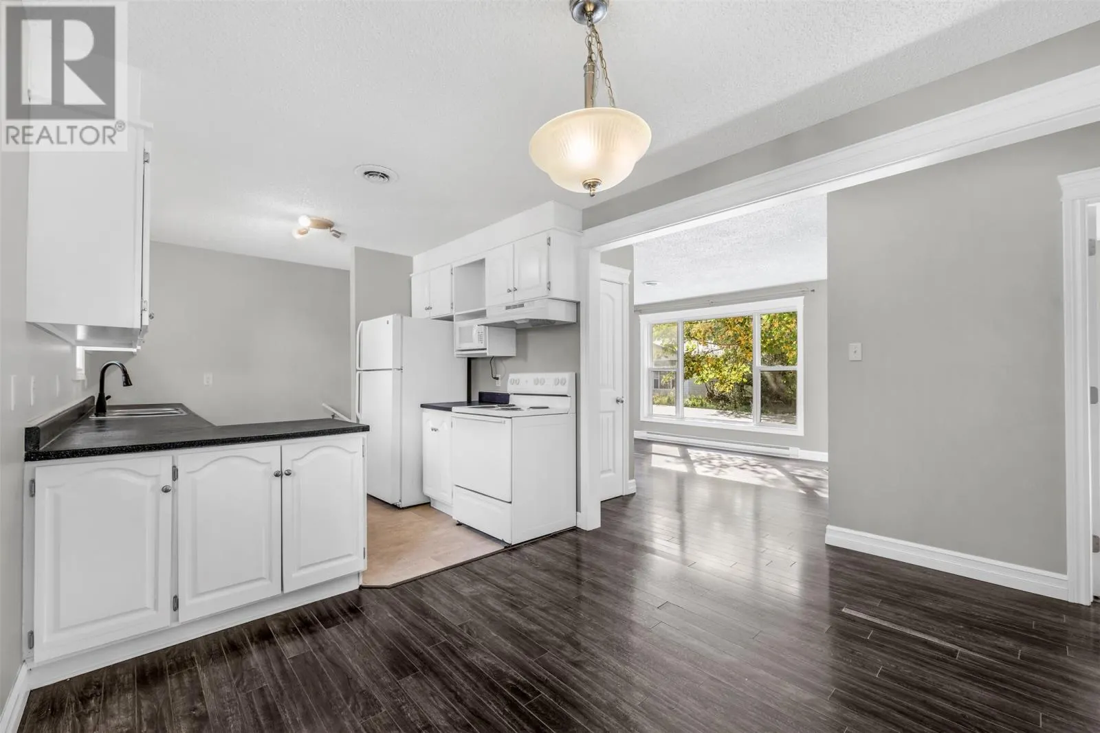 76 Chamberlains Road