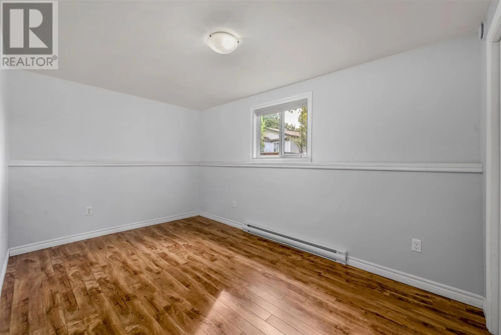 76 Chamberlains Road