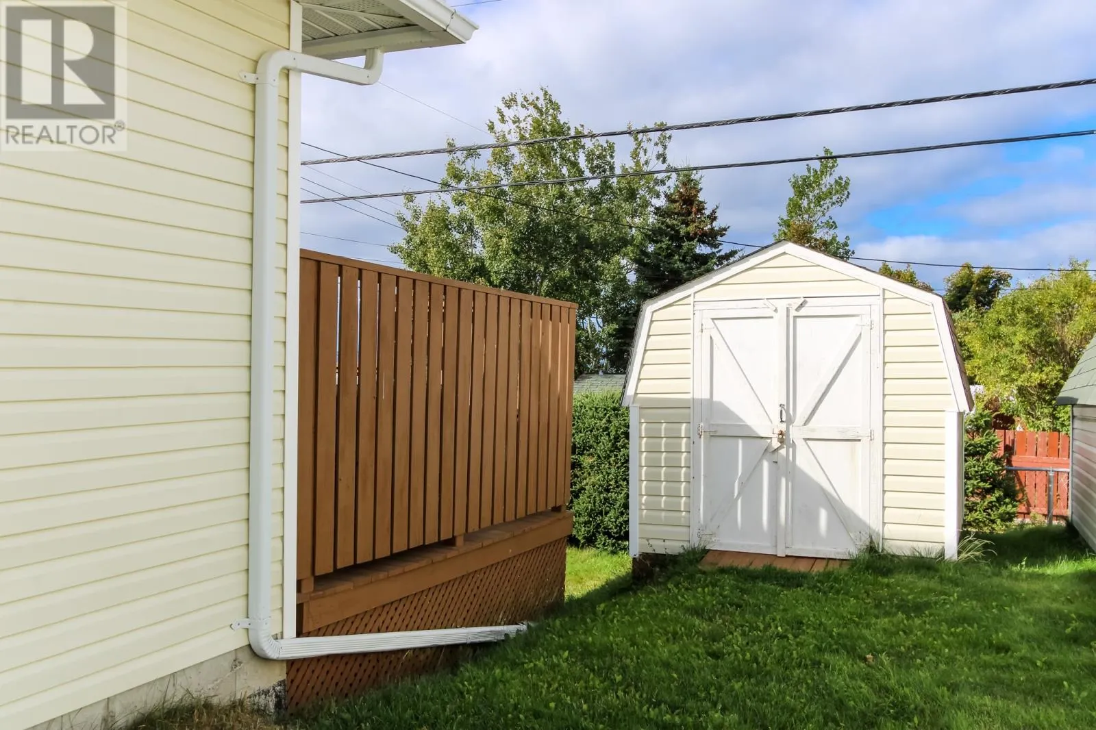32 McCourt Close