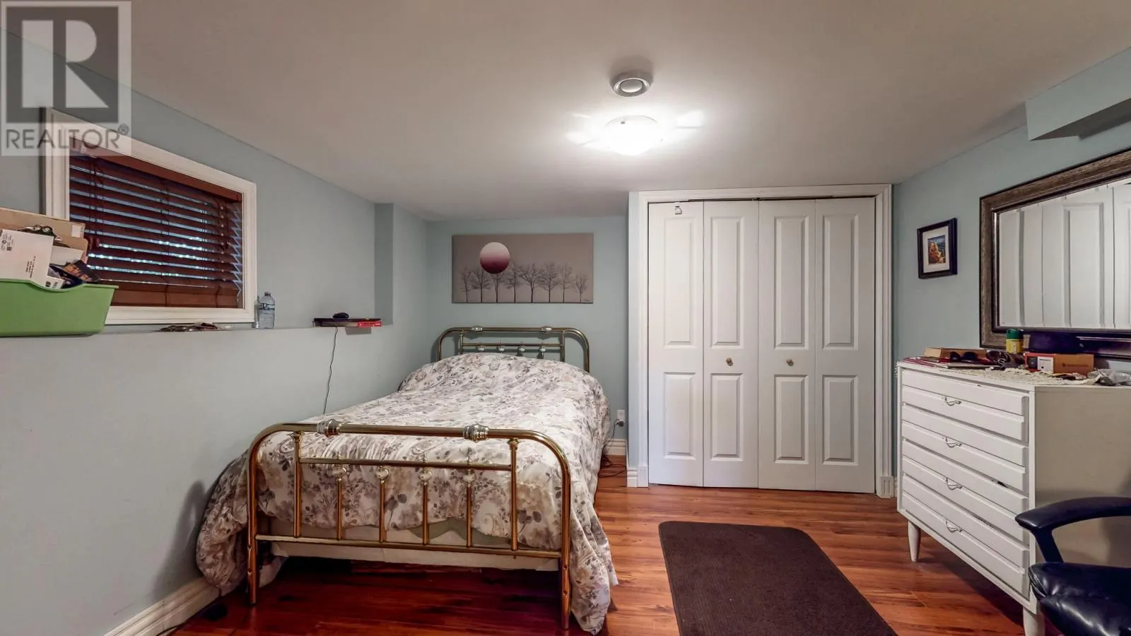 32 McCourt Close