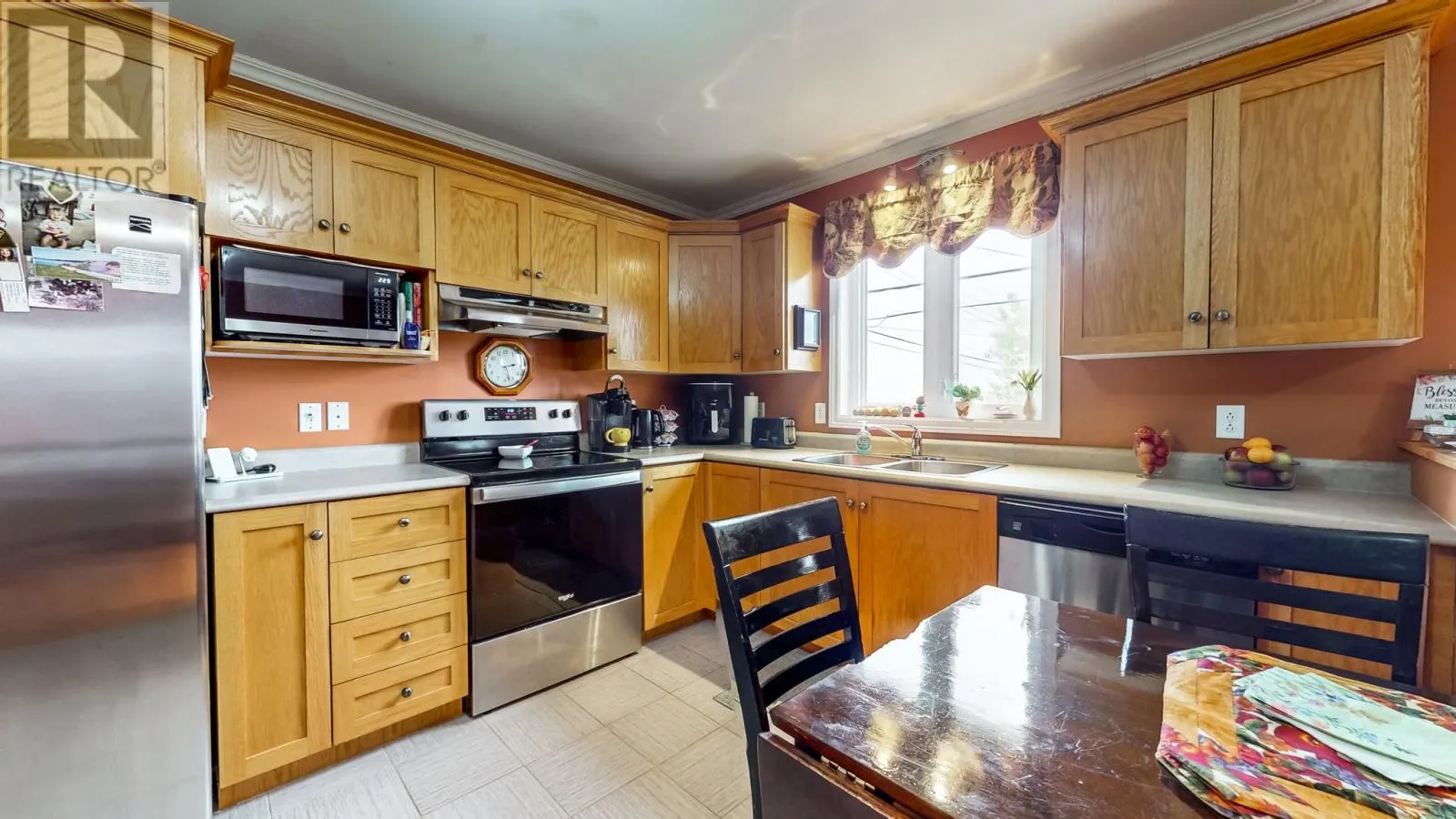 32 McCourt Close