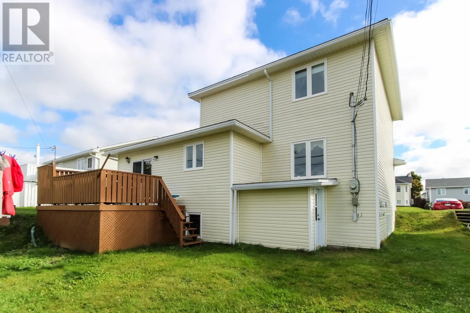 32 McCourt Close