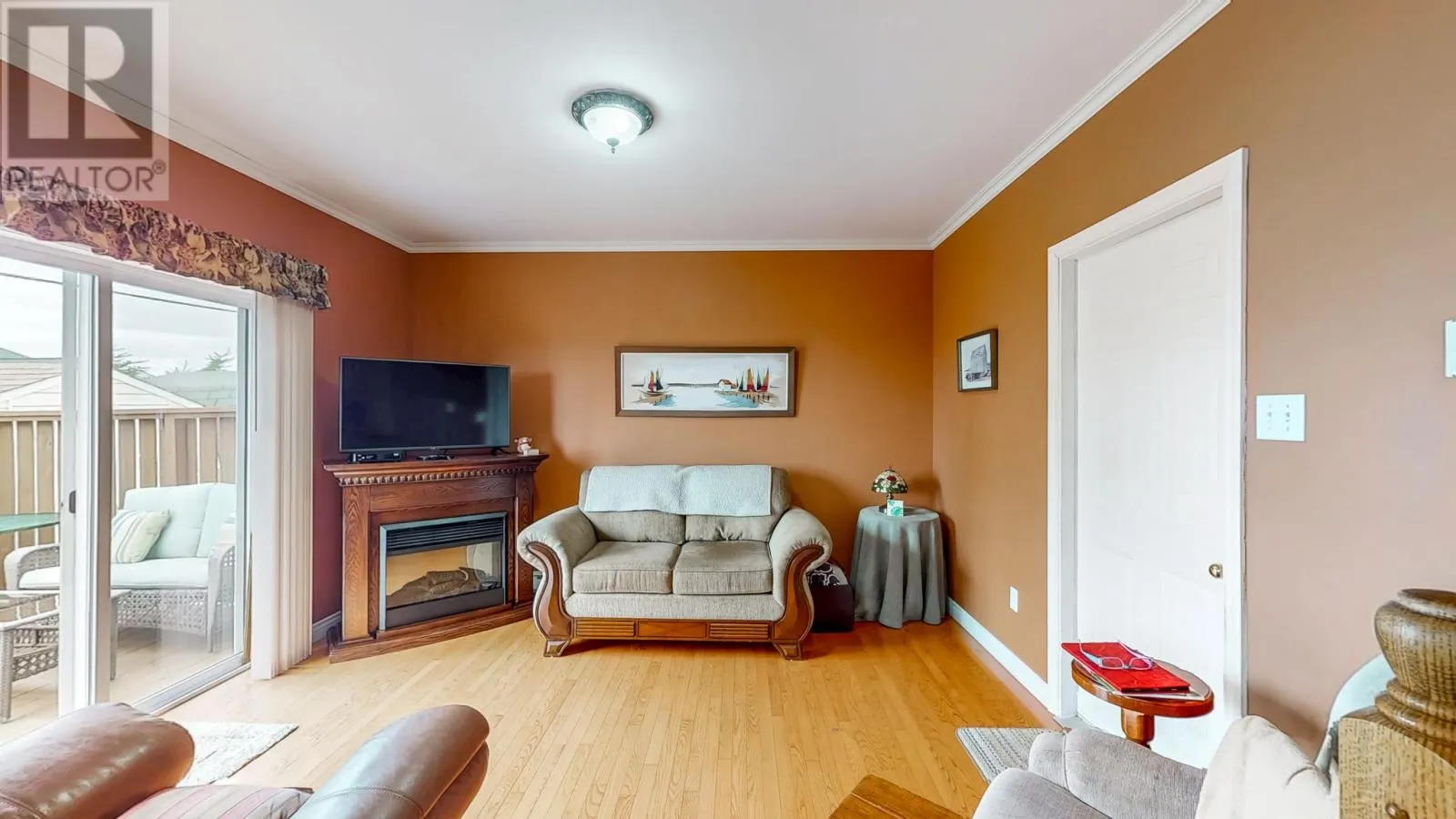 32 McCourt Close