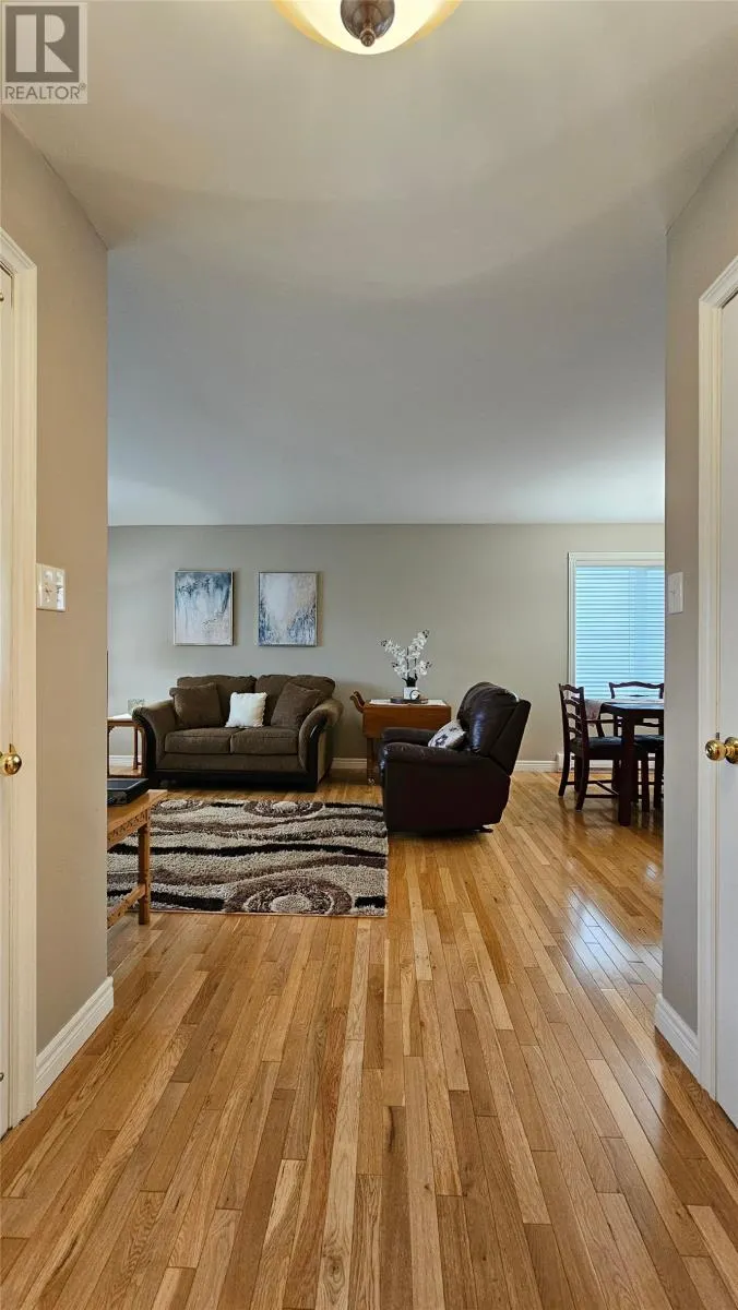 9 Cormorant Place