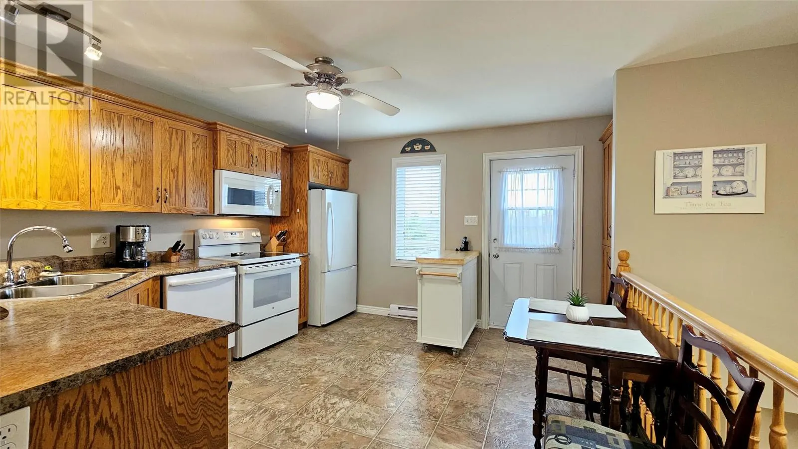 9 Cormorant Place