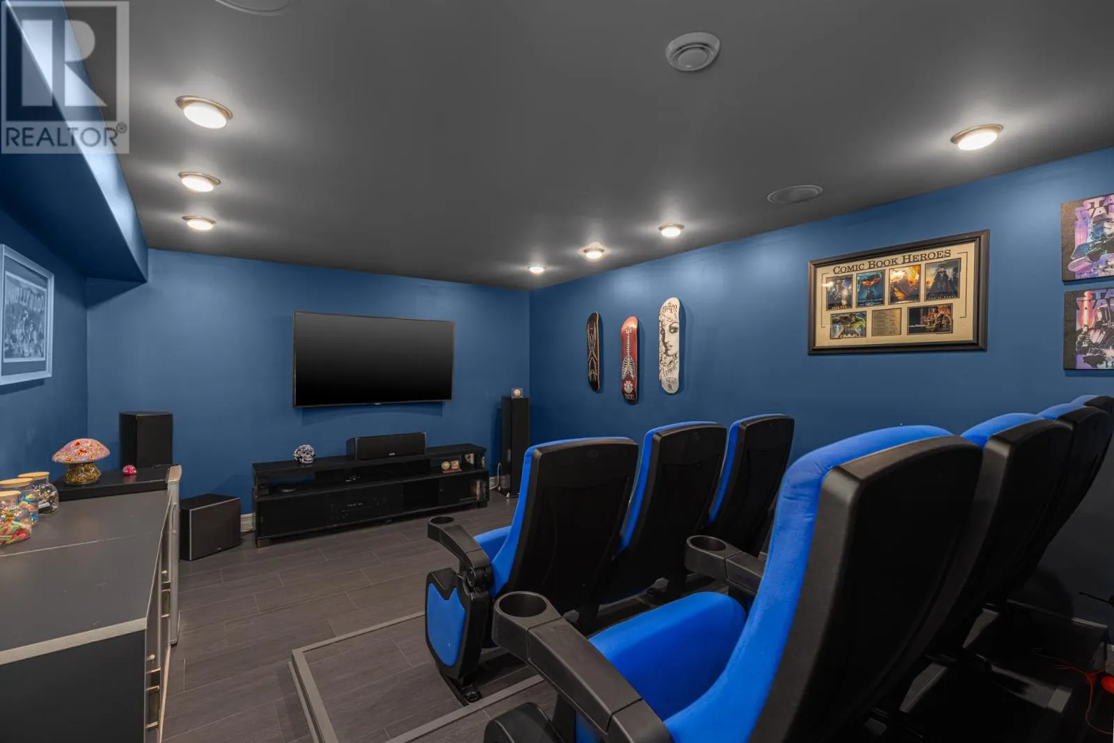 26 Atlantica Drive