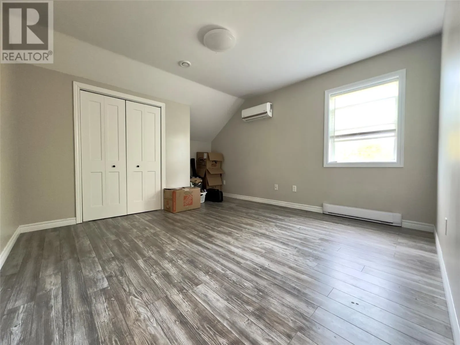 27 Dawson Drive