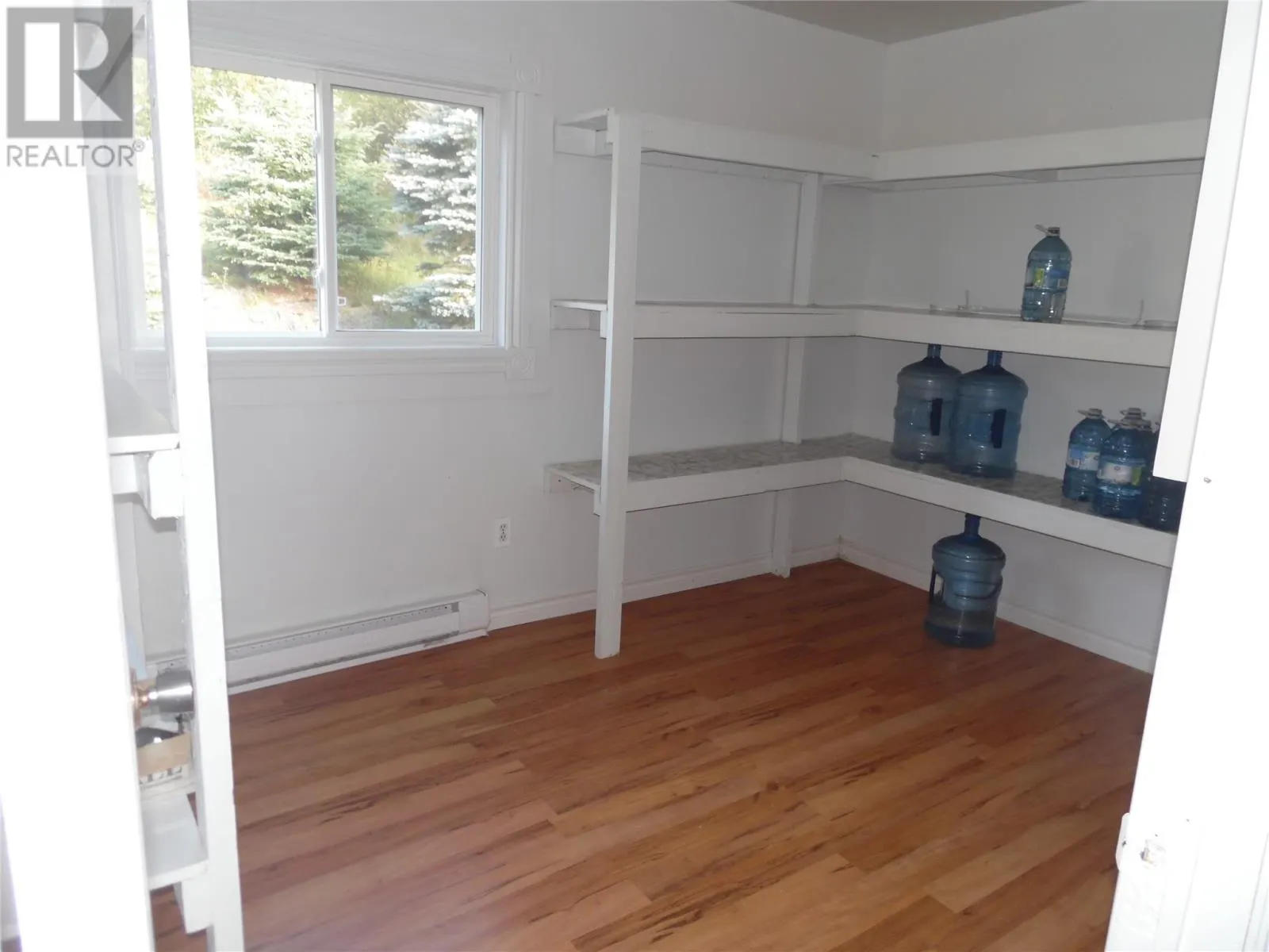 1355 Smith's Sound Road