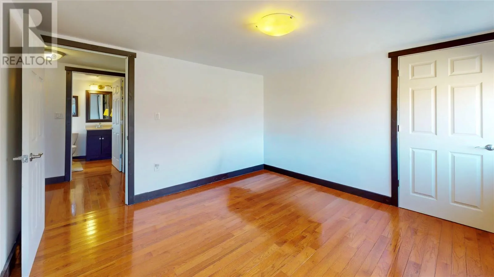 113-117 Longs Hill