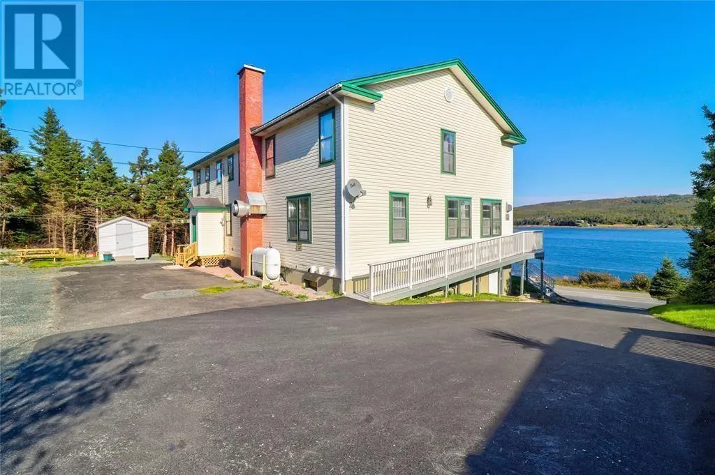 428 Main Road N