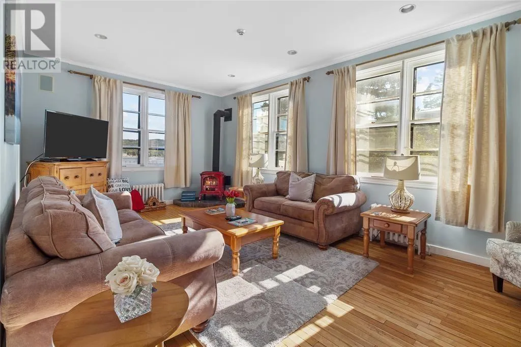 428 Main Road N