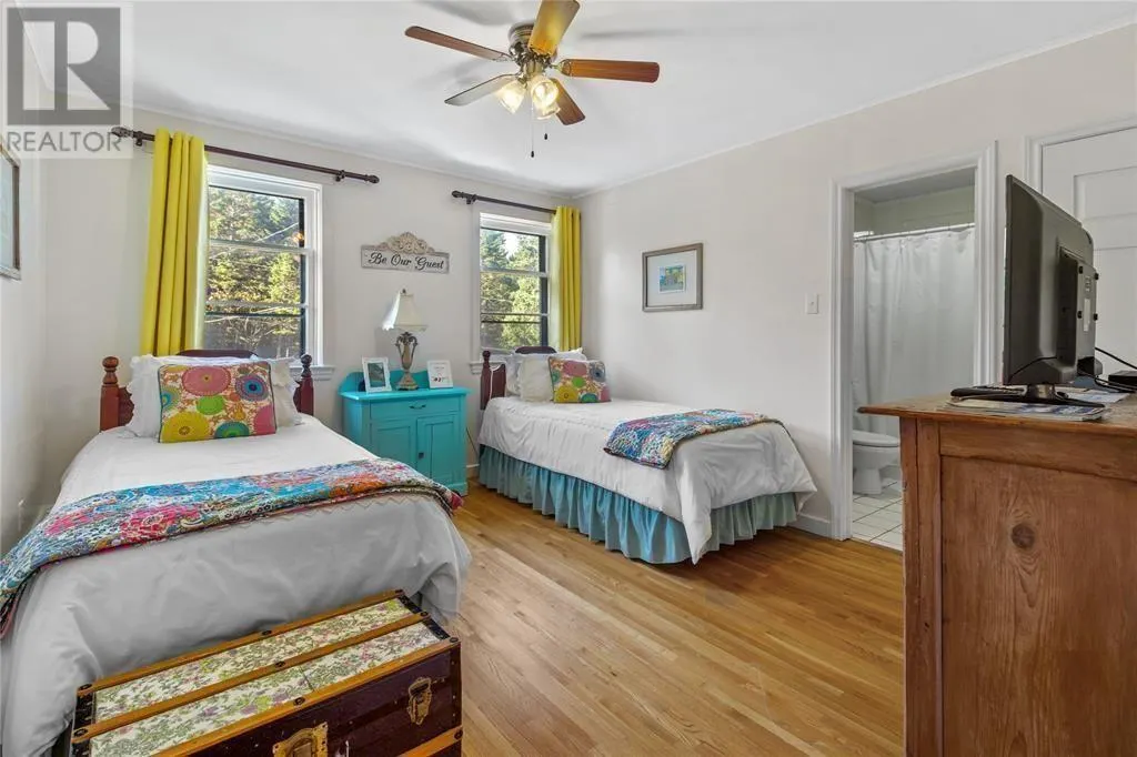 428 Main Road N