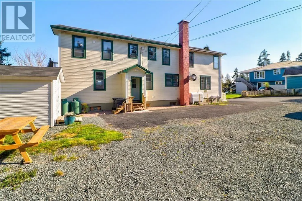 428 Main Road N