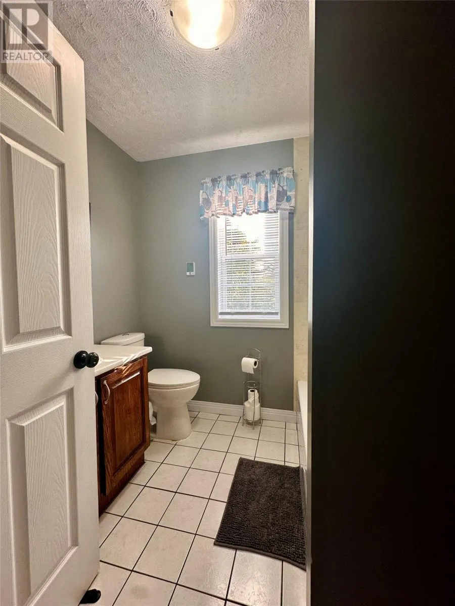 34 Kimberley Farm Drive