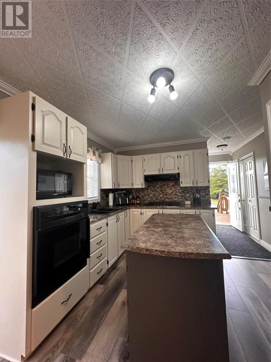 34 Kimberley Farm Drive