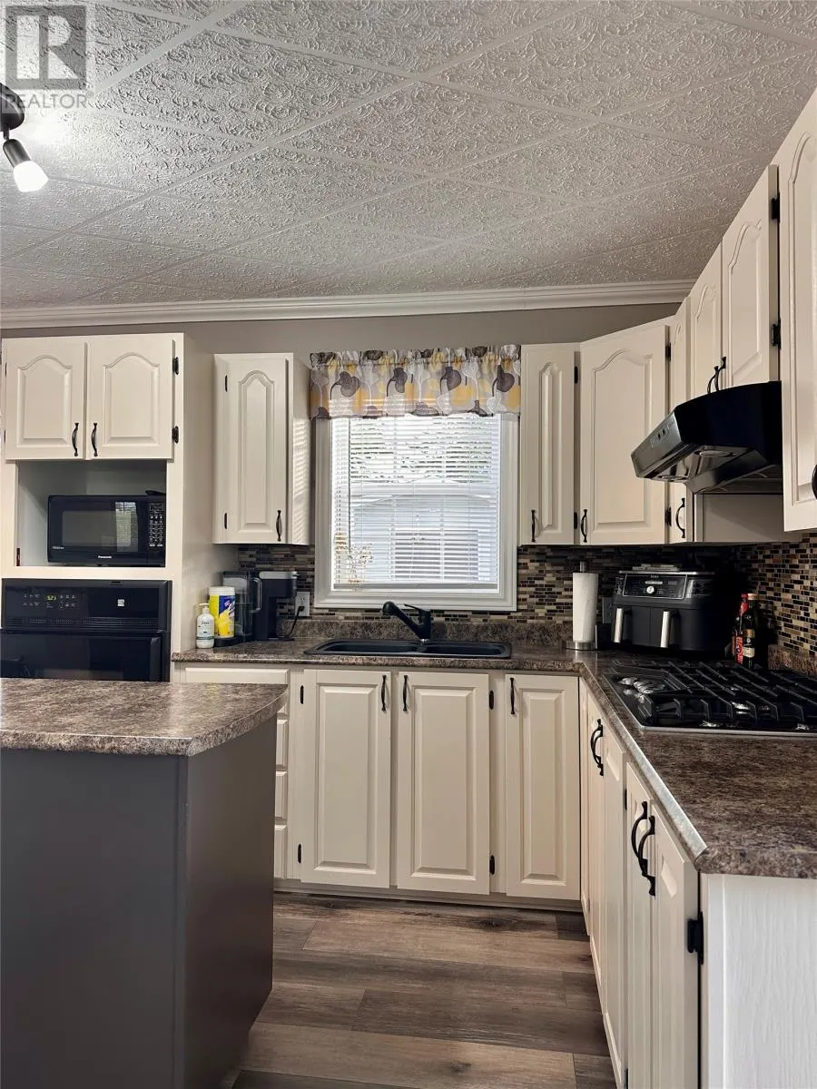 34 Kimberley Farm Drive