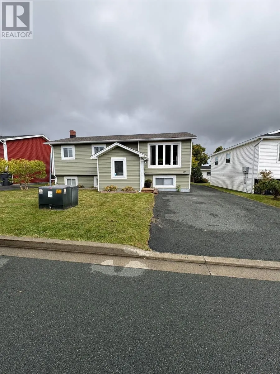 87 Ashford Drive
