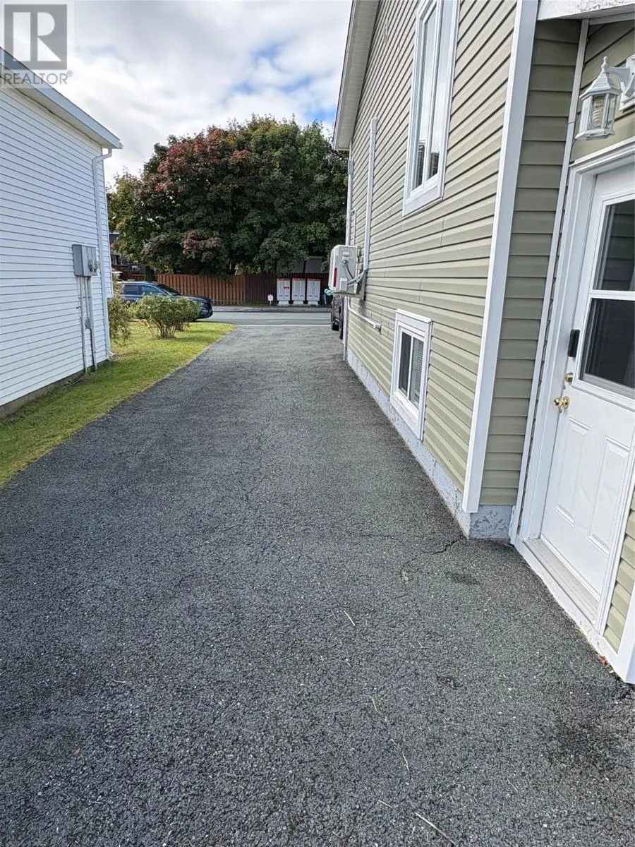 87 Ashford Drive