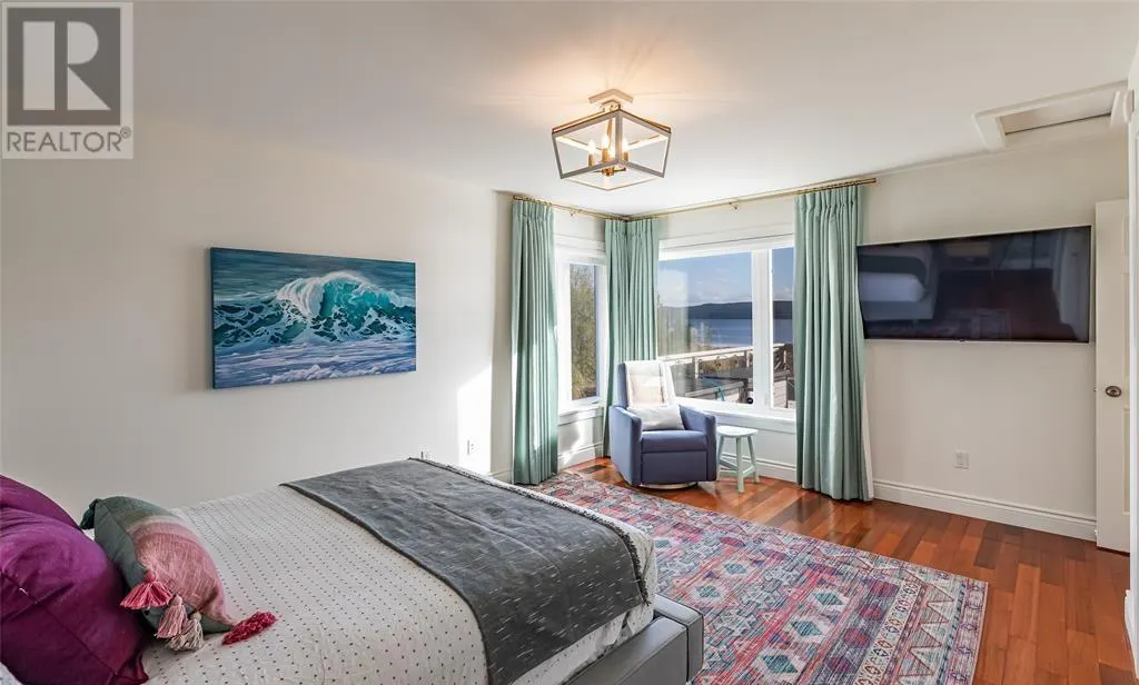 19 Boat Cove Road