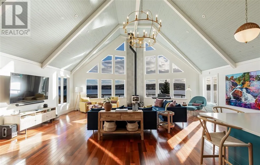 19 Boat Cove Road
