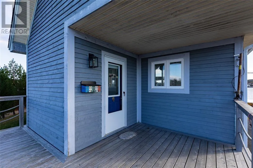19 Boat Cove Road