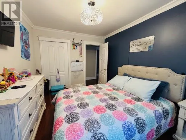 2 Seaview Crescent