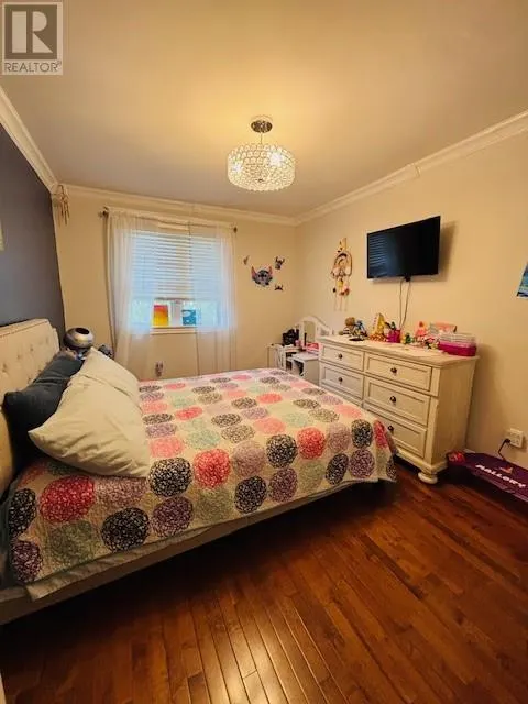 2 Seaview Crescent