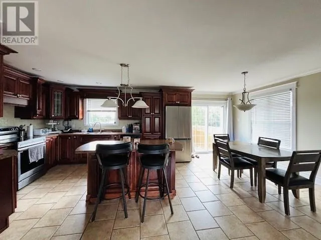 2 Seaview Crescent