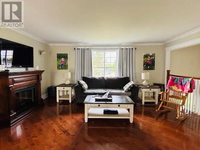 2 Seaview Crescent