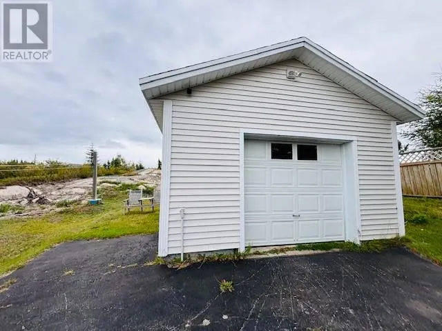 2 Seaview Crescent