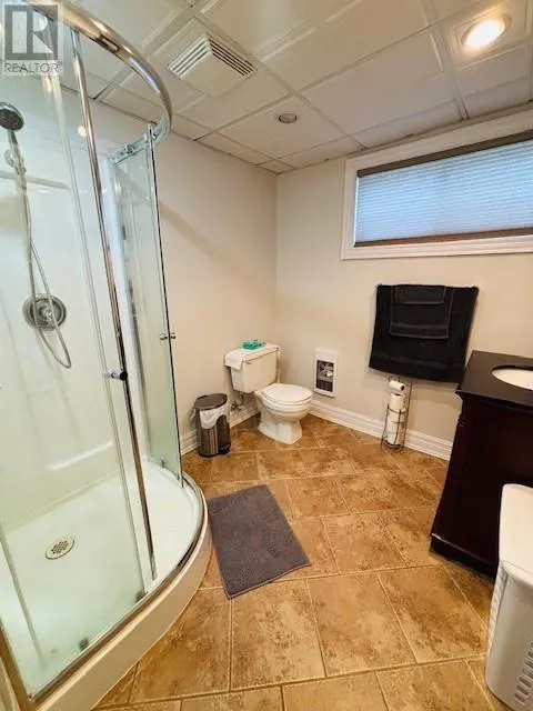 2 Seaview Crescent