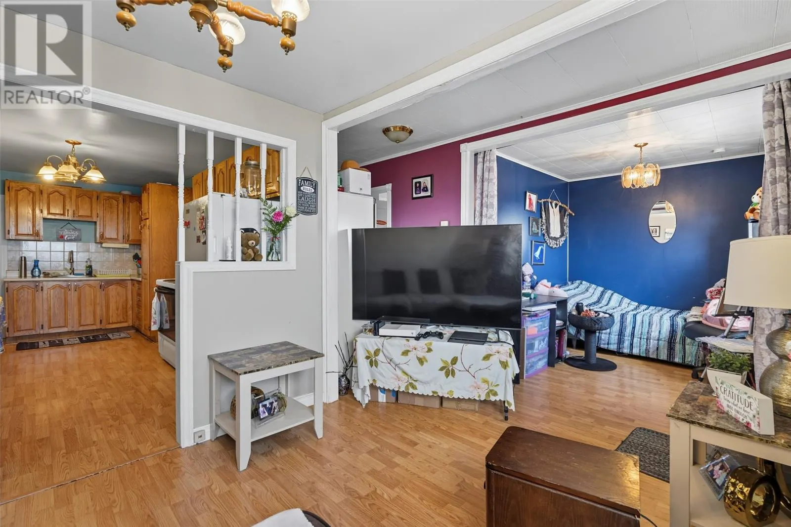 27 Meadow Road